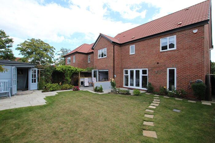 4 Bedroom Detached House For Sale In Chipchase Grove, Durham, DH1