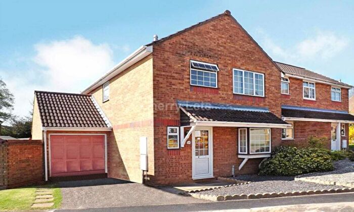 3 Bedroom Detached House To Rent In Hereford Way, Banbury, OX16