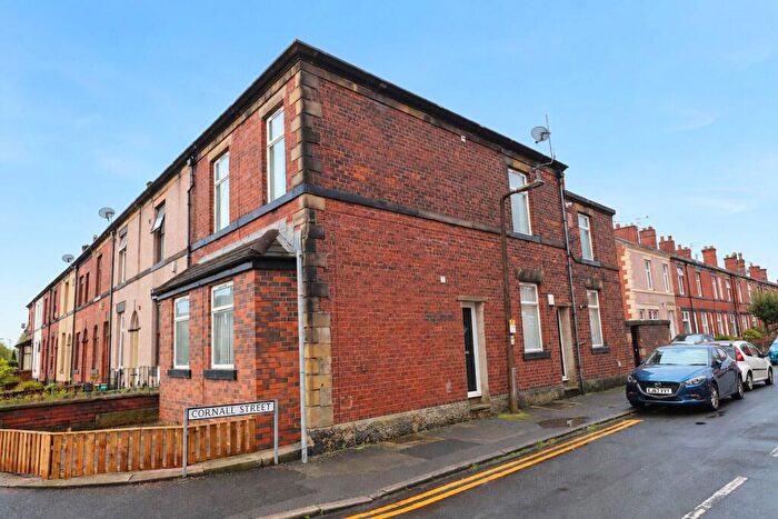 2 Bedroom Flat To Rent In Tottington Road, Elton, BL8