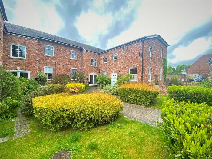 2 Bedroom Flat To Rent In Bellingham Close, Thirsk, North Yorkshire, YO7