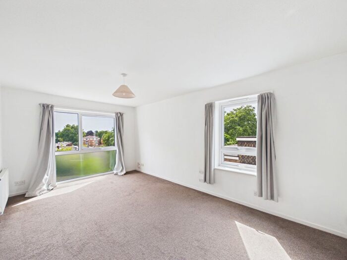 1 Bedroom Flat To Rent In The Heights, Beckenham, Kent, BR3