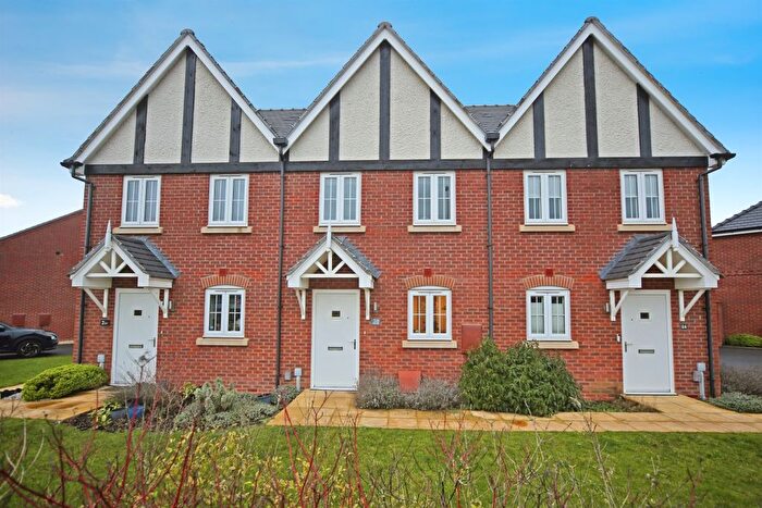 2 Bedroom End Of Terrace House For Sale In Pearmain Close, Stratford-Upon-Avon, CV37