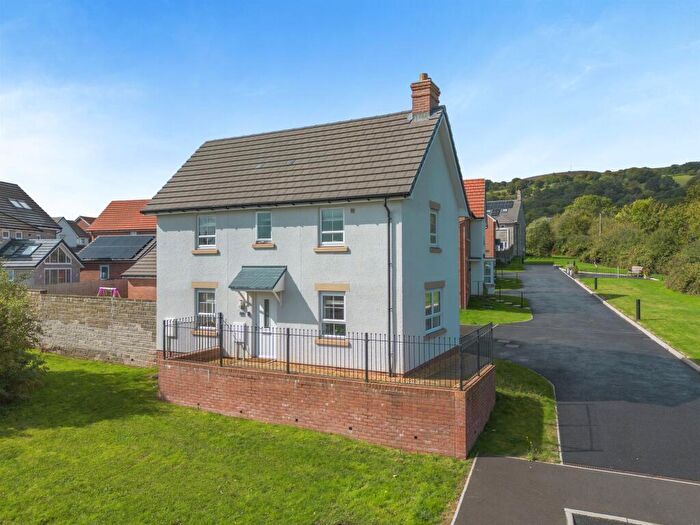 3 Bedroom Detached House For Sale In Midsummer Road, Pontrhydyrun, Cwmbran, NP44