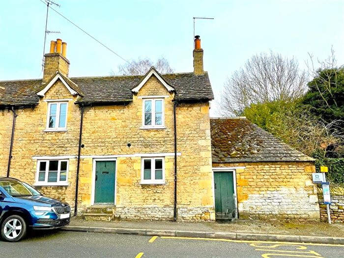 3 Bedroom Cottage For Sale In Old North Road, Wansford, Peterborough, PE8