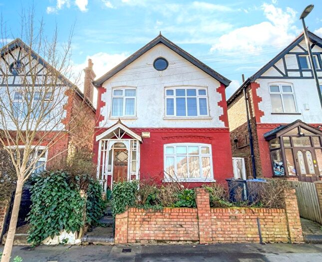 3 Bedroom Detached House For Sale In Grecian Crescent, Crystal Palace, SE19
