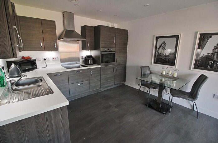 2 Bedroom Apartment For Sale In The Old Brewery, London Road, PO8