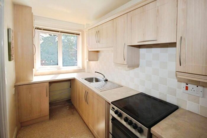 2 Bedroom Apartment For Sale In Birchcroft, Nether Edge Road, Sheffield, S7
