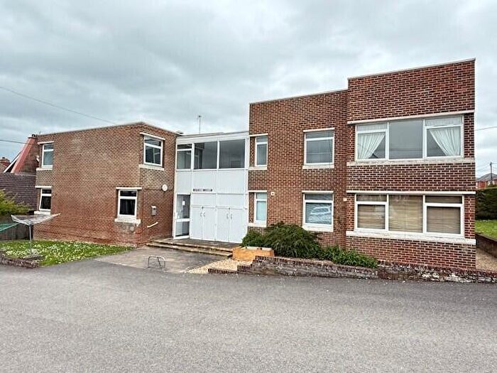 2 Bedroom Apartment For Sale In Letcombe Court, Springfield Road, Wantage, Oxfordshire, OX12