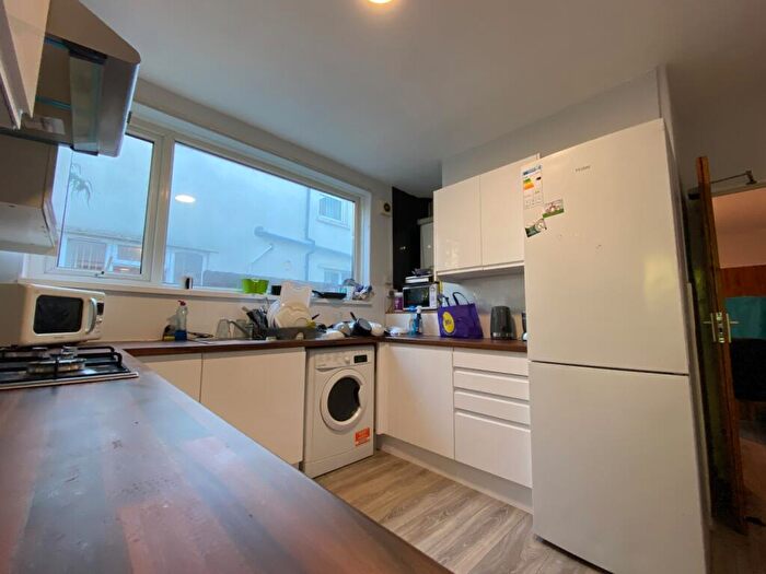 5 Bedroom Terraced House To Rent In Colum Road, Cathays, CF10