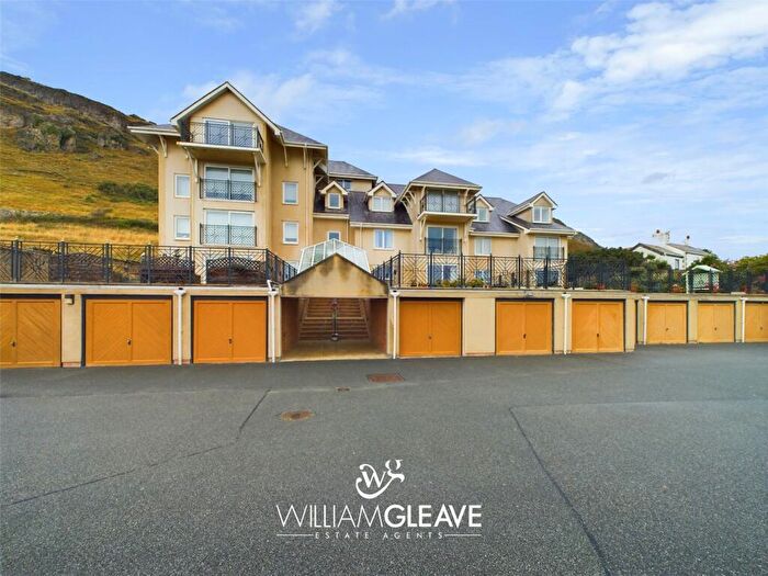 2 Bedroom Apartment For Sale In Abbey Road, Llandudno, Conwy, LL30