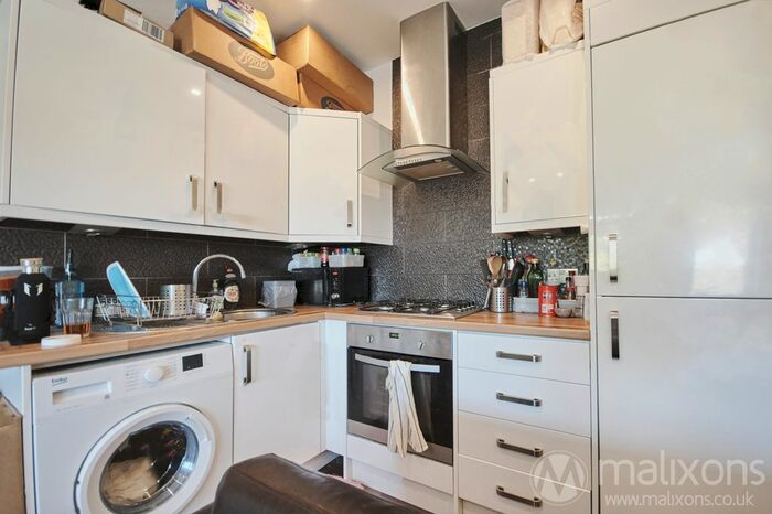 1 Bedroom Flat To Rent In Drewstead Road, Streatham, SW16
