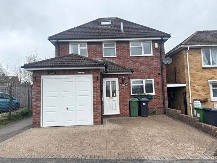 3 Bedroom Detached House For Sale In Newbury, Berkshire, RG14