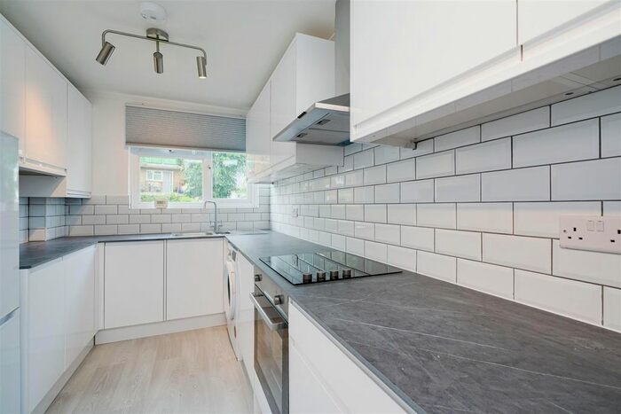 2 Bedroom Terraced House To Rent In North Road, London, W5