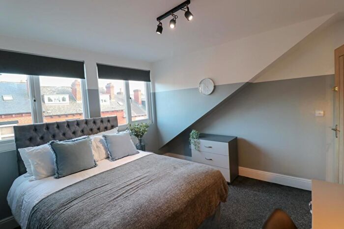 4 Bedroom Terraced House To Rent In Carberry Place, Hyde Park, Leeds, LS6