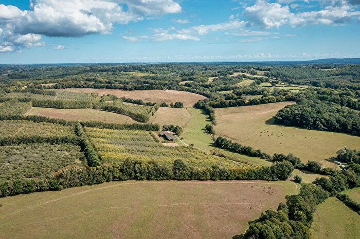 4 Bedroom Property For Sale In Poppinghole Lane, Robertsbridge, TN32