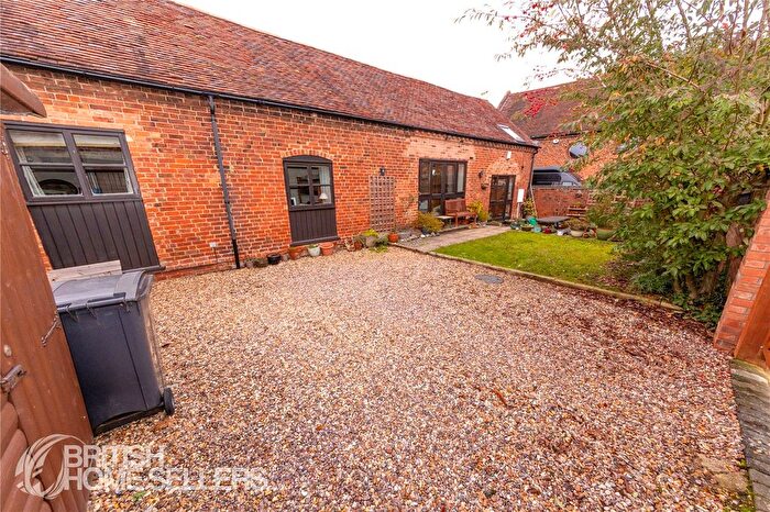 3 Bedroom Garage / Parking For Sale In Glazeley, Bridgnorth, Shropshire, WV16