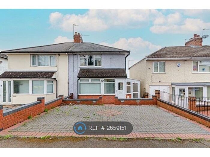 3 Bedroom Semi Detached House To Rent In Cleeve Road, Birmingham, B14