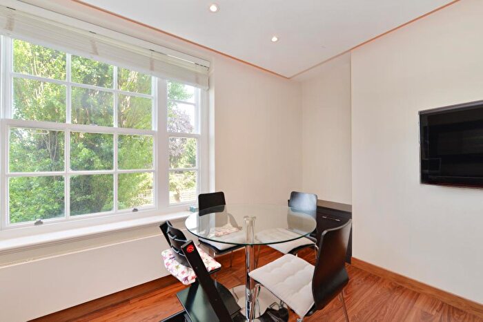 2 Bedroom Apartment To Rent In Manor Apartments, - Abbey Road, NW8