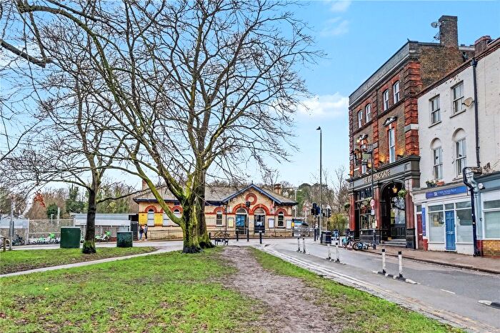 2 Bedroom Flat For Sale In St Michael's Terrace, Alexandra Palace, London, N22