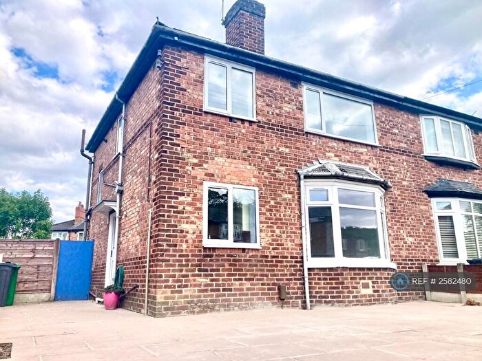 3 Bedroom Semi-Detached House To Rent In Kingslea Road, Manchester, M20