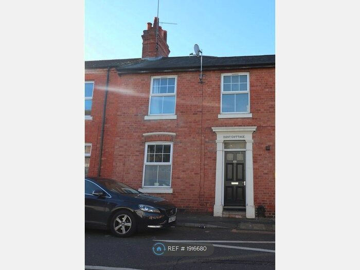 3 Bedroom Terraced House To Rent In Byron Street, Northampton, NN2