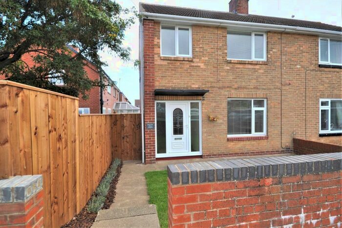 3 Bedroom Semi-Detached House To Rent In Cedar Grove, Whitburn, SR6