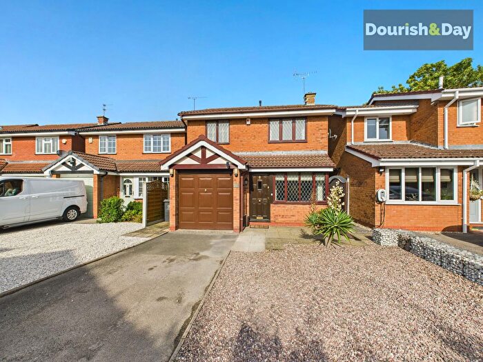 3 Bedroom Detached House For Sale In Nursery Drive, Penkridge, ST19