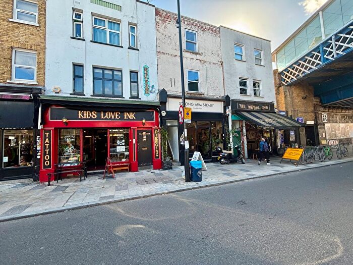 3 Bedroom Flat To Rent In Deptford High Street, London, SE8