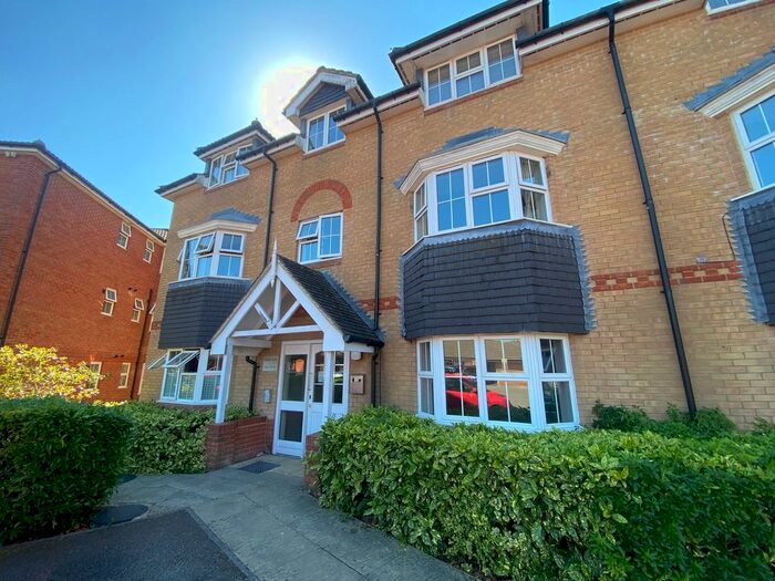 2 Bedroom Flat To Rent In Bryony Drive, Kingsnorth, Ashford, TN23