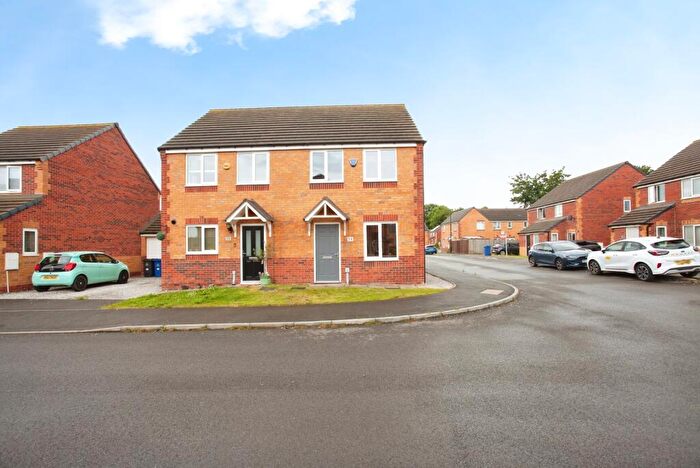 3 Bedroom Semi-Detached House For Sale In St. Peters Drive, Doncaster, South Yorkshire, DN6
