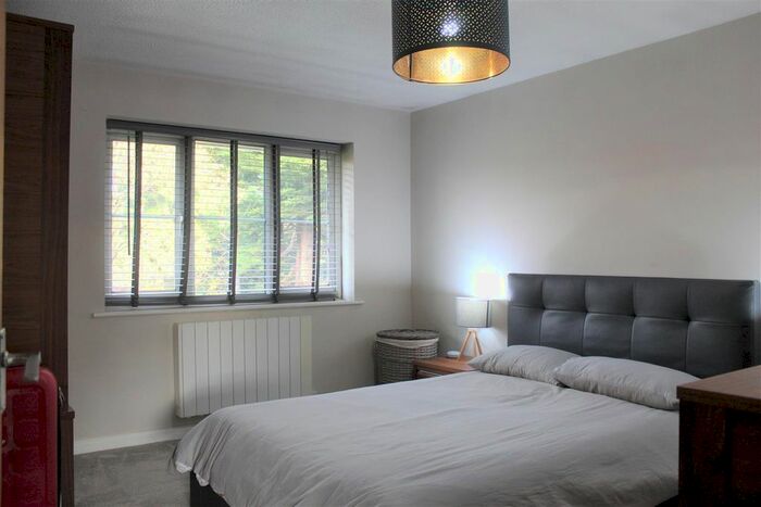 1 Bedroom Maisonette To Rent In St. Gregory Close, Ruislip Manor, Ruislip HA4