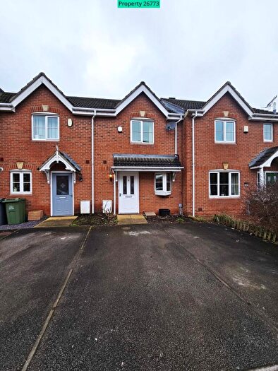 2 Bedroom Town House To Rent In North Street, Langley Mill, Nottingham, Derbyshire, NG16