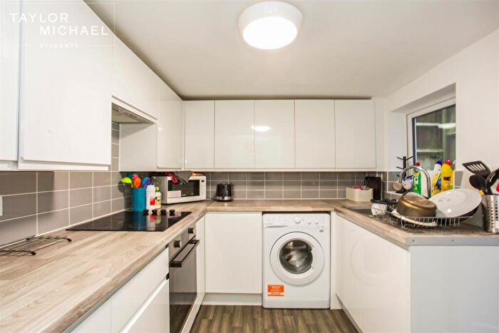 5 Bedroom Terraced House To Rent In Viaduct Road, Brighton, BN1