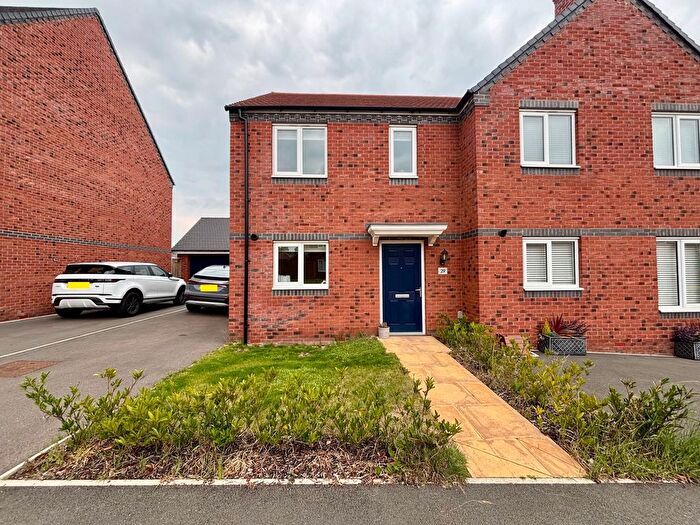 2 Bedroom Property To Rent In Insley Avenue, Lichfield, WS14