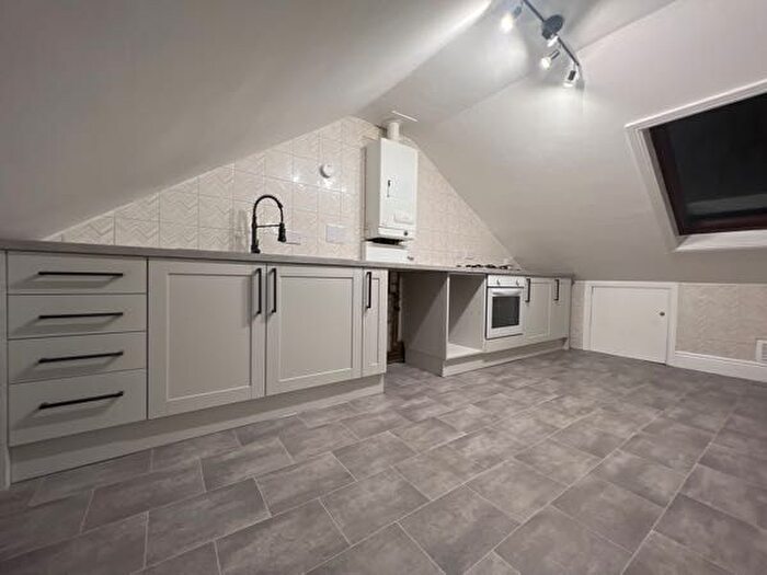 1 Bedroom Maisonette To Rent In Park Road, Garden City, NP23