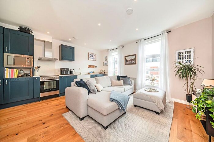 1 Bedroom Flat For Sale In Fulham Road, London, SW6