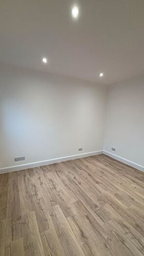1 Bedroom Studio To Rent In Green Lanes, London, N4