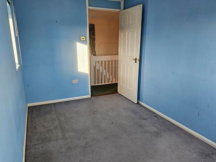 3 Bedroom End Of Terrace House For Sale In Owen Walk, Stafford, Staffordshire, ST17
