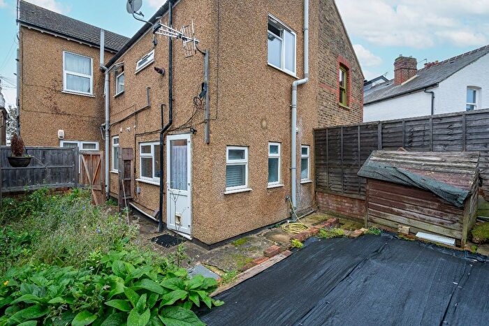 1 Bedroom Flat To Rent In Gladstone Road, Watford, Hertfordshire, WD17