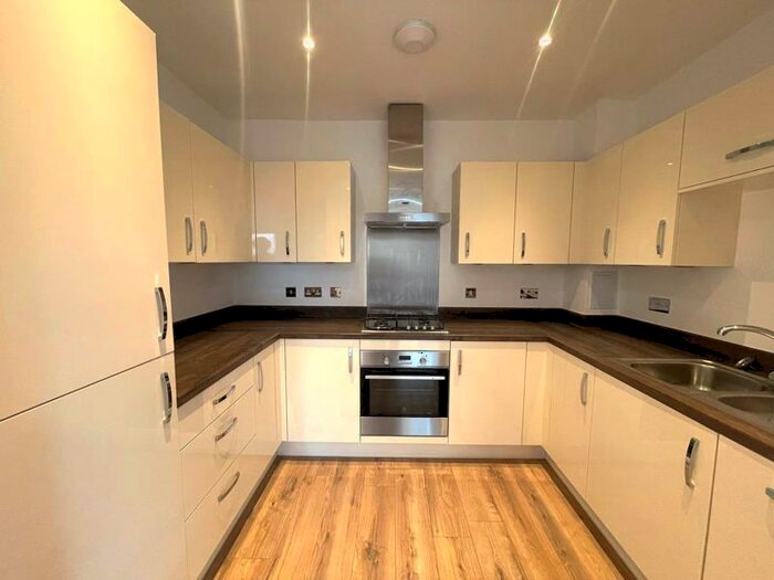 2 Bedroom Flat To Rent In Argent House, Handley Page Road, Barking, IG11