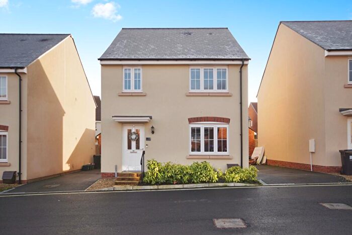 4 Bedroom Detached House For Sale In Thomas Snead Road, Scholars Chase, Bristol, BS16