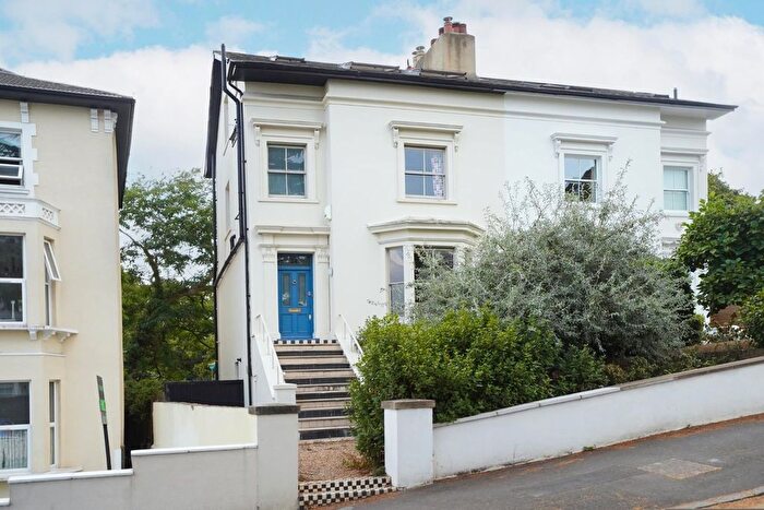 4 Bedroom Property For Sale In Belvedere Road, Crystal Palace, London, SE19