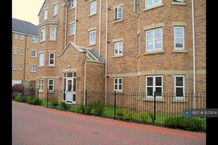 2 Bedroom Flat To Rent In Bessacarr, Bessacarr, DN4