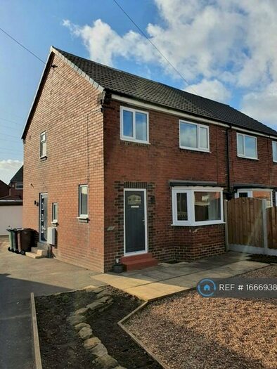 3 Bedroom Semi-Detached House To Rent In Astley Lane, Swillington, Leeds, LS26