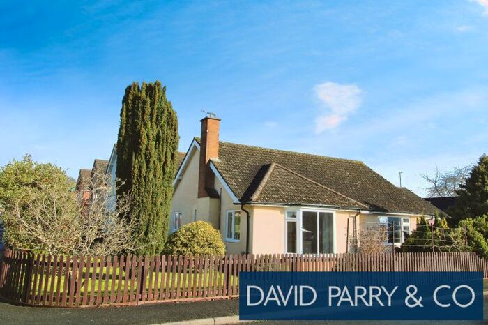 2 Bedroom Bungalow For Sale In Elizabeth Road, Kington, HR5
