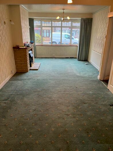 3 Bedroom Terraced House To Rent In Barton Avenue, Romford, RM7