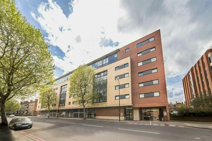 2 Bedroom Flat To Rent In Great Dover Street, London, SE1