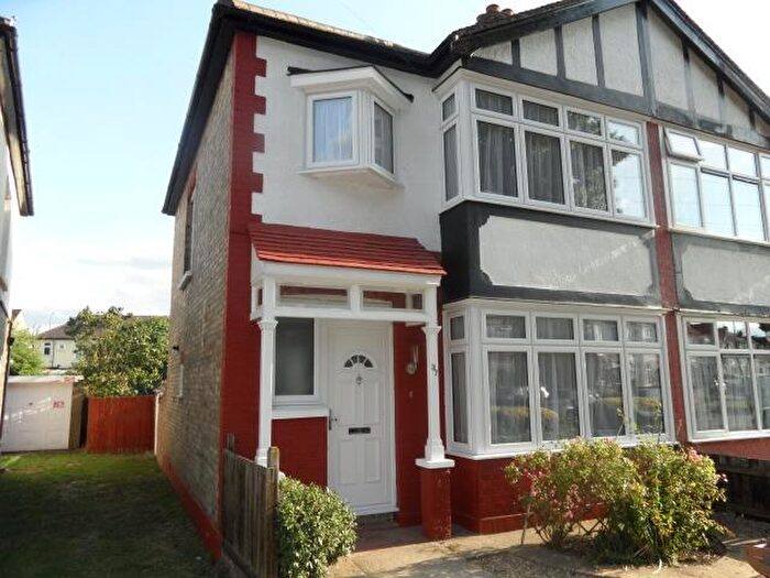 3 Bedroom House To Rent In Marmion Avenue, London, E4