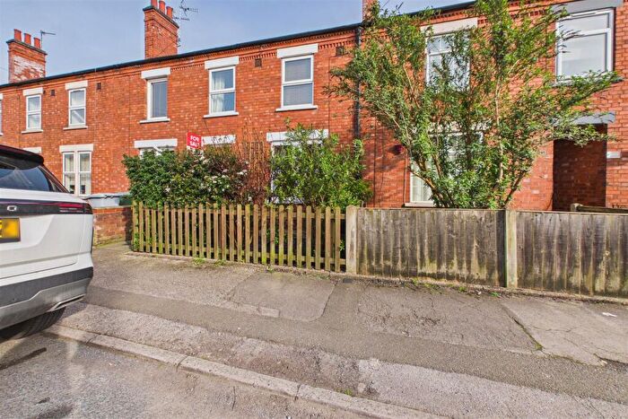 3 Bedroom Terraced House For Sale In Newton Street, Newark, NG24