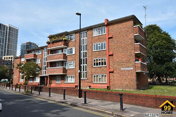 2 Bedroom Flat To Rent In Armsby House, London, Greater, E1